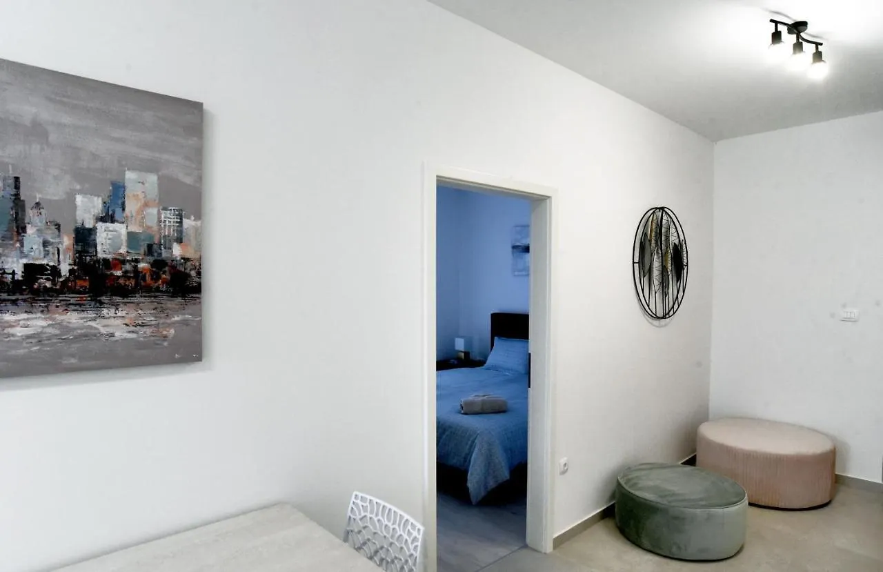 Commodious House In Rijeka With 5 Bedrooms 0*,  Croatia